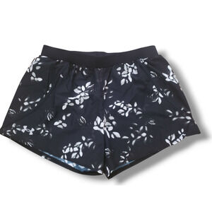 UNDER ARMOUR Womens SMALL Mileage 3.0 Heatgear Running Shorts